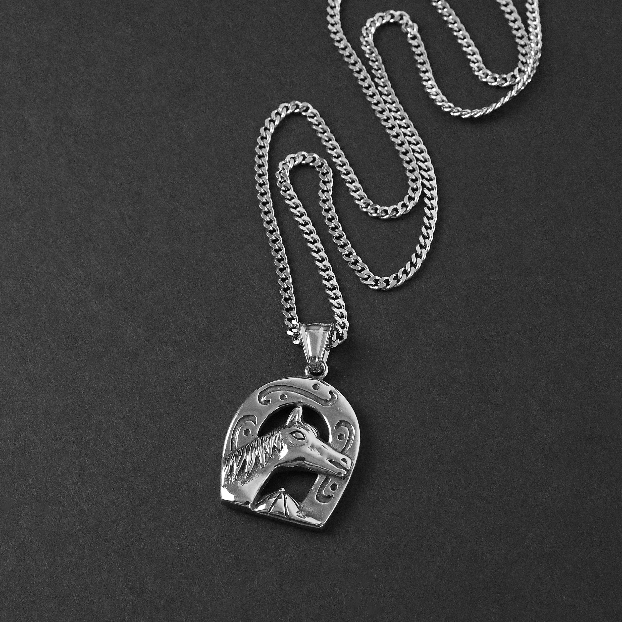 Lucky Stallion Amulet Necklace - Silver