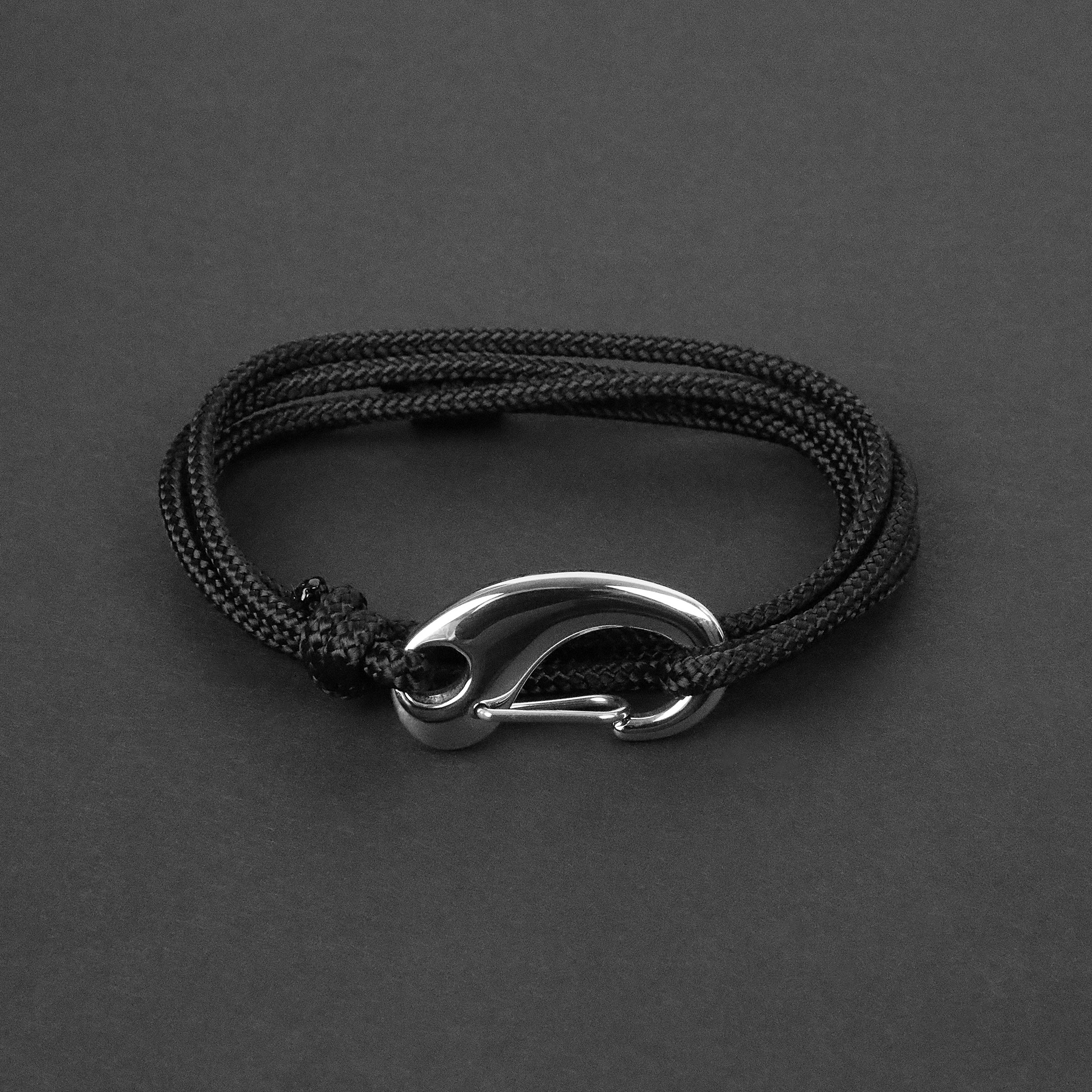 Fathom Bracelets - FATHOM Starry night nautical bracelet in all black |  Autumn look | More models on www.fathombracelets.com | Facebook