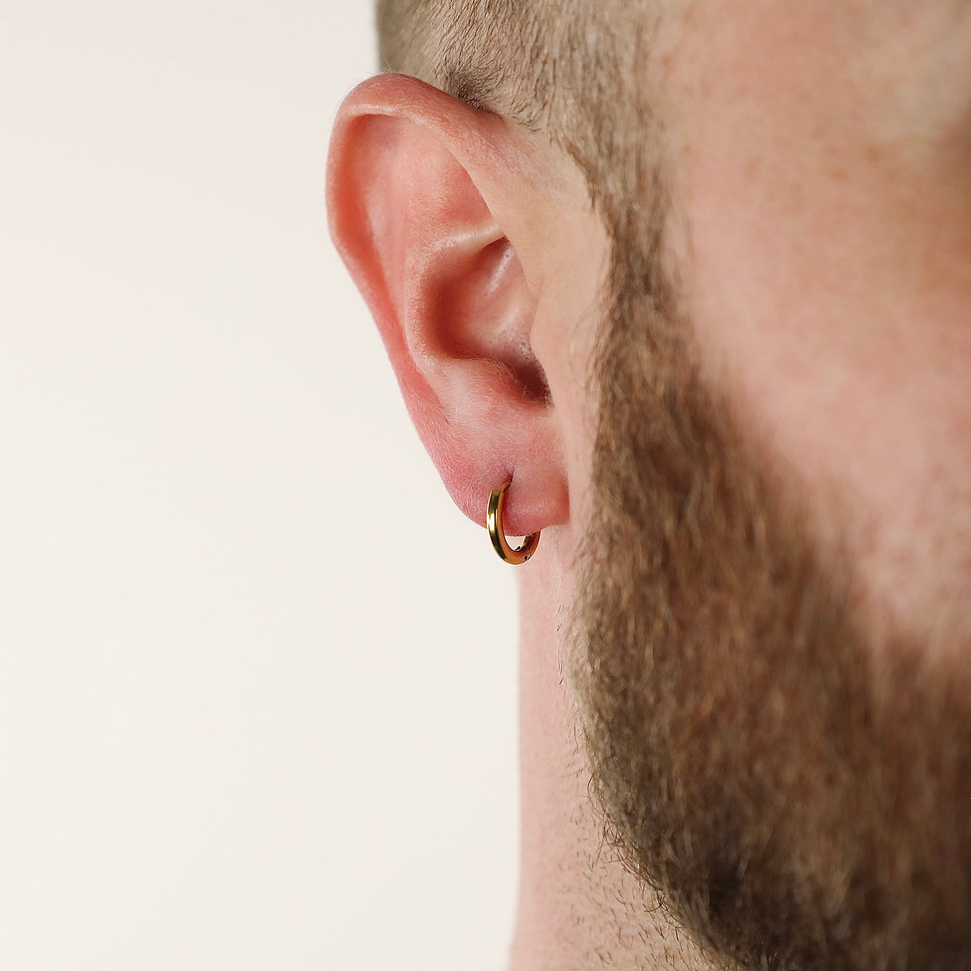 Minimal Round Earring - 2mm Gold