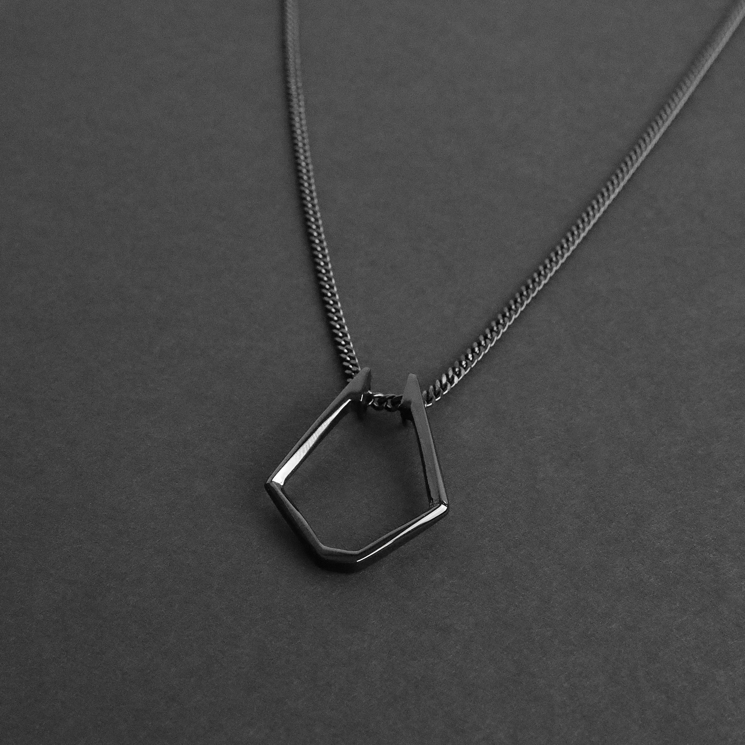 Ring Holder Necklace - Black