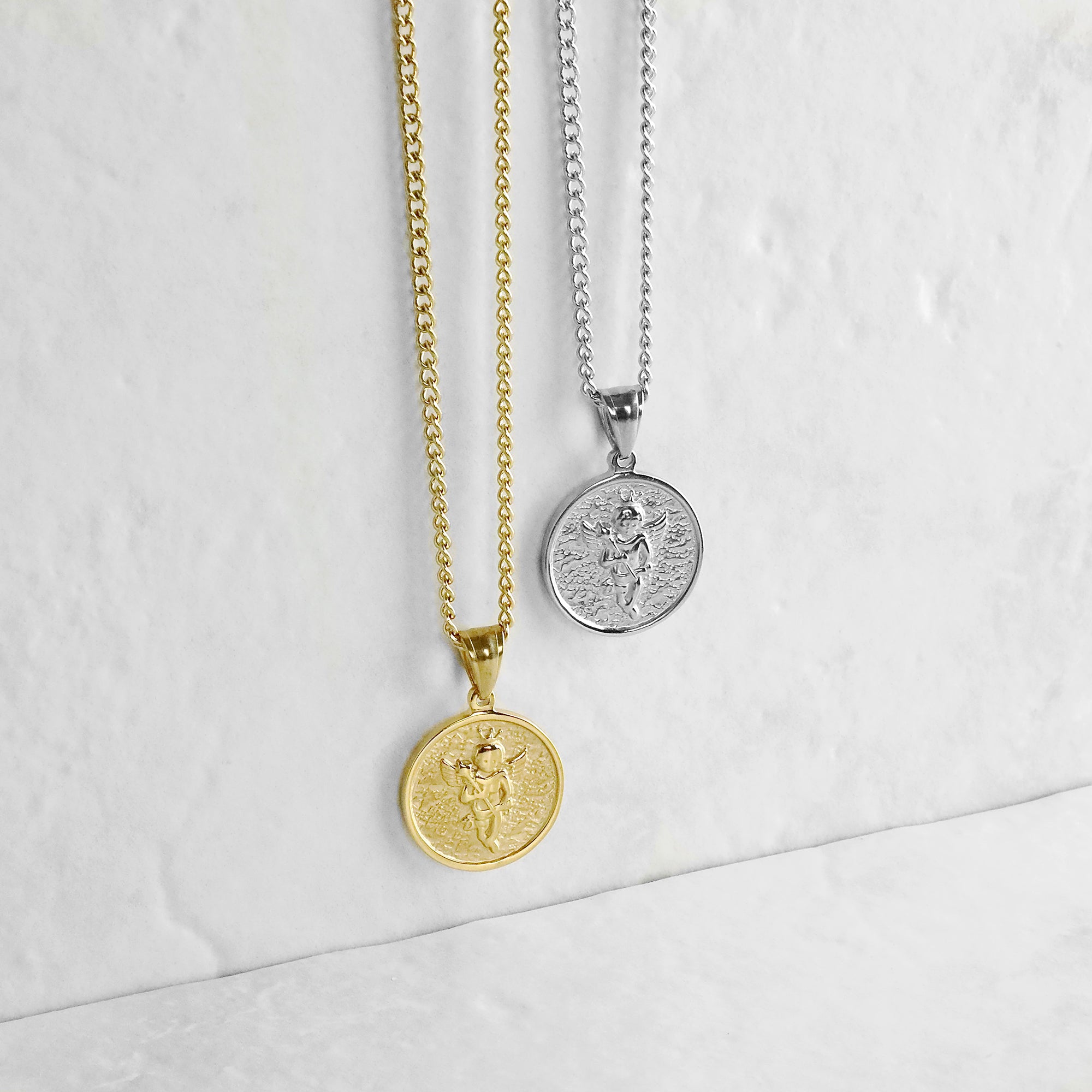 Amor Necklace - Gold