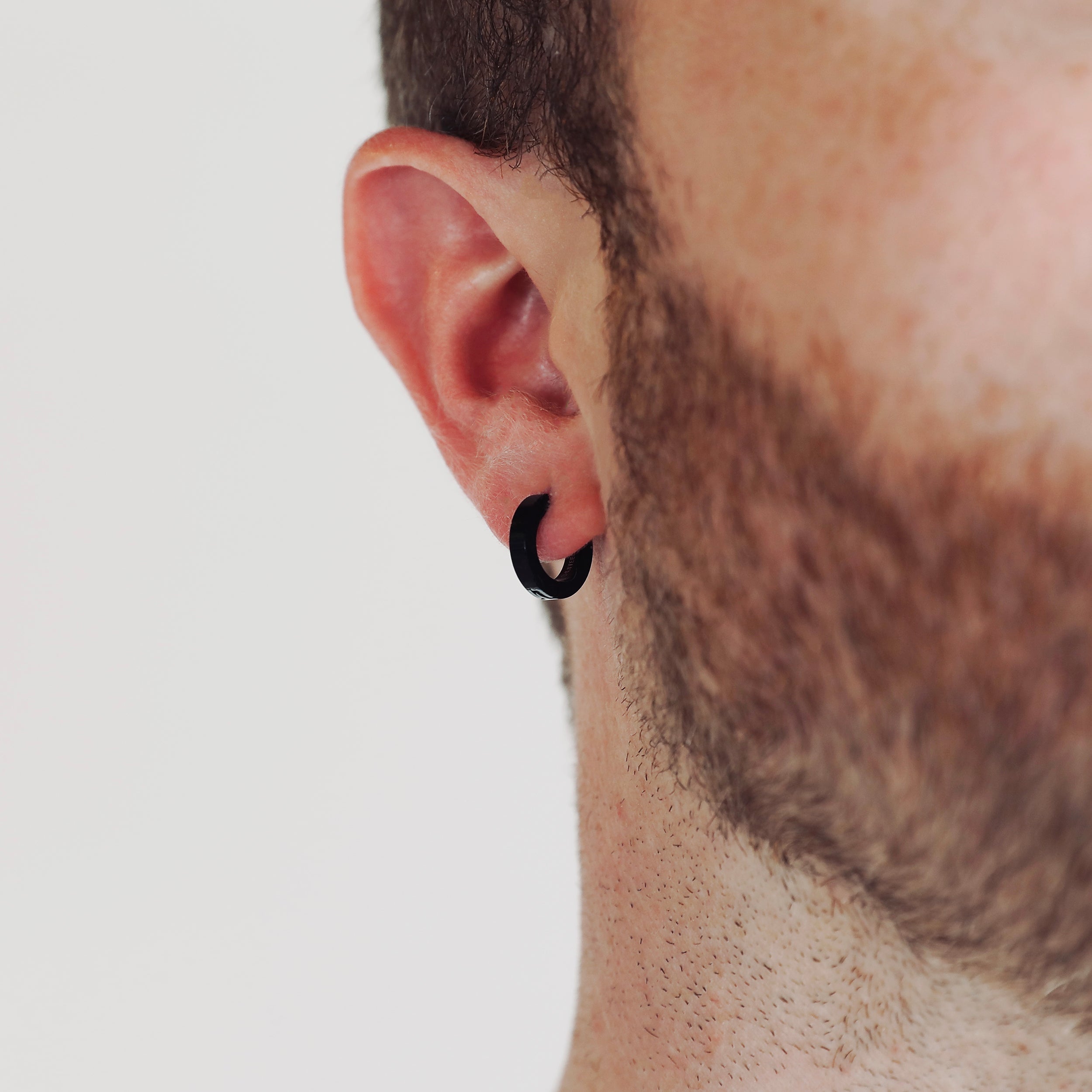 Round Earring - 3mm Black