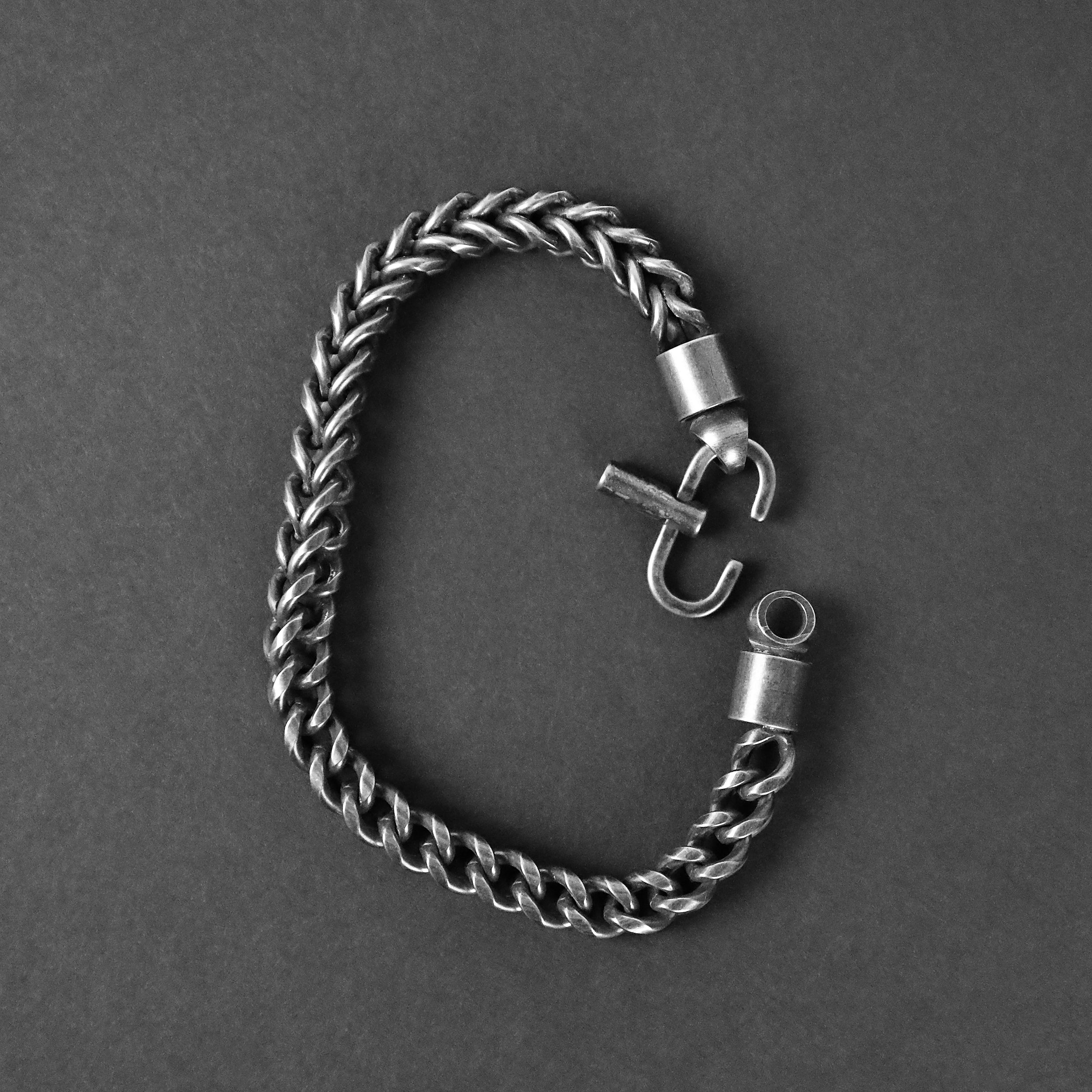 Franco Hook Bracelet - Antique Silver 6mm