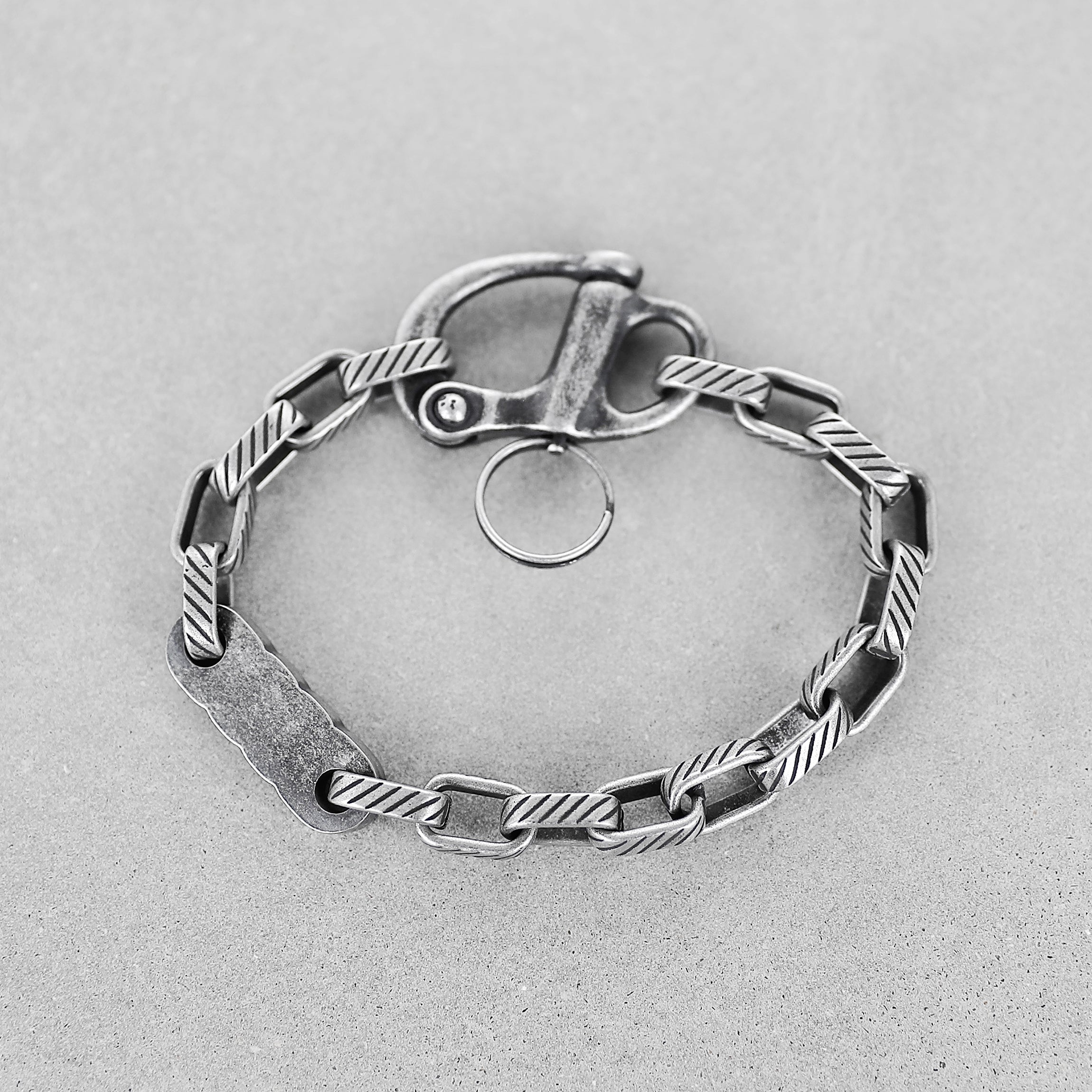 Shackle Chain Bracelet - Antique Silver 8mm