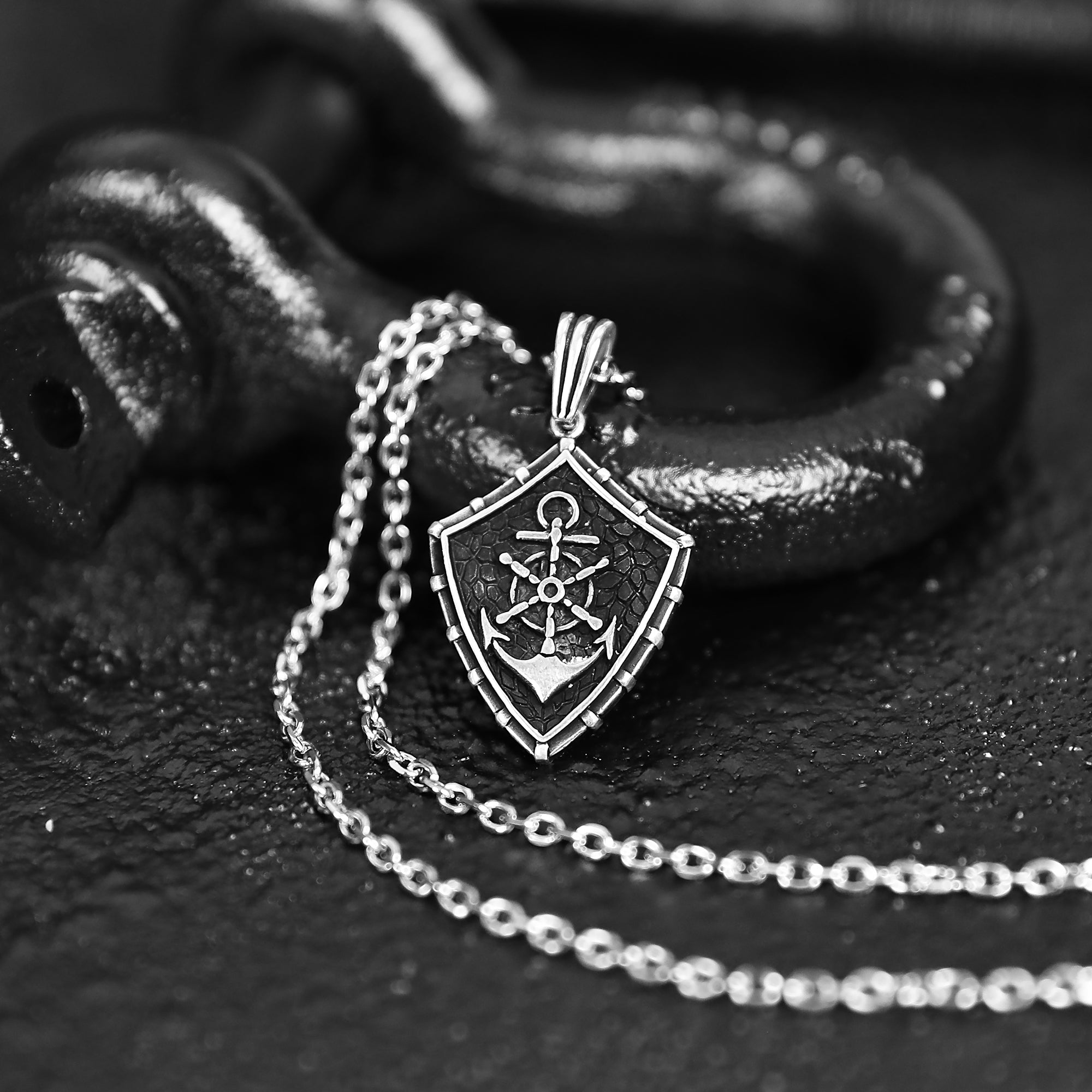 Anchor Shield Necklace - Silver x 925