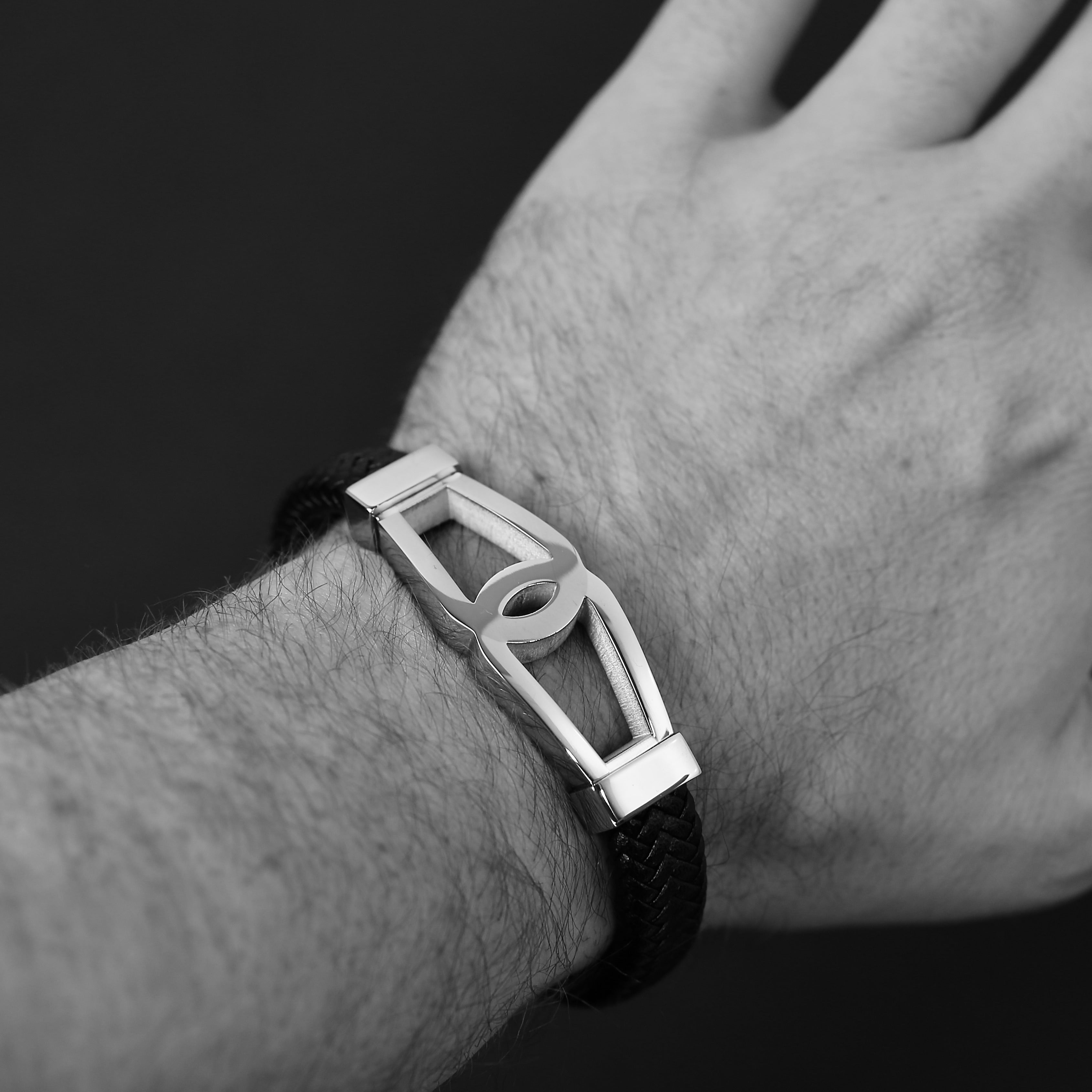 Loop Connection Black Leather Bracelet - Silver x Gold