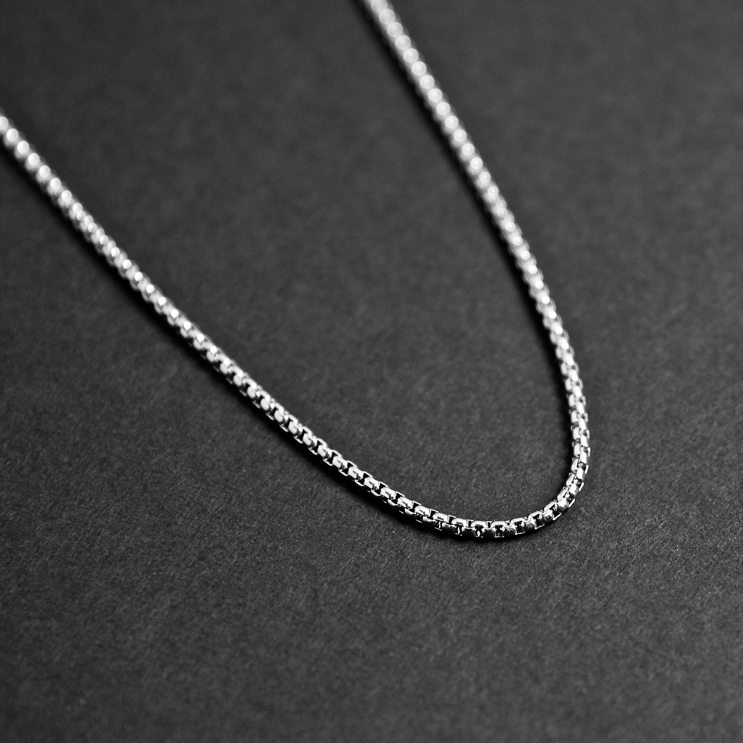 Toggle Box Chain Necklace - Silver