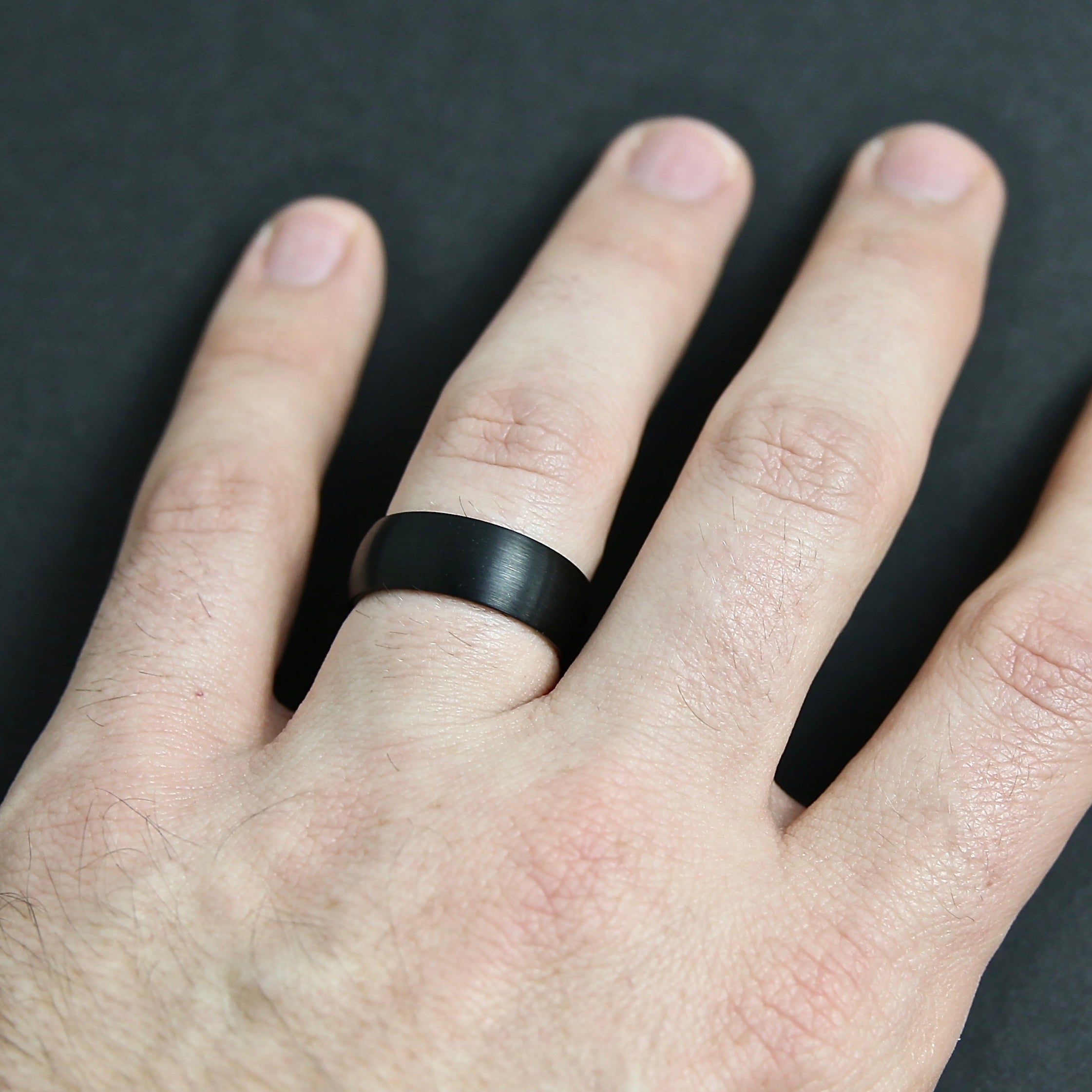 Brushed Tungsten Band - Black